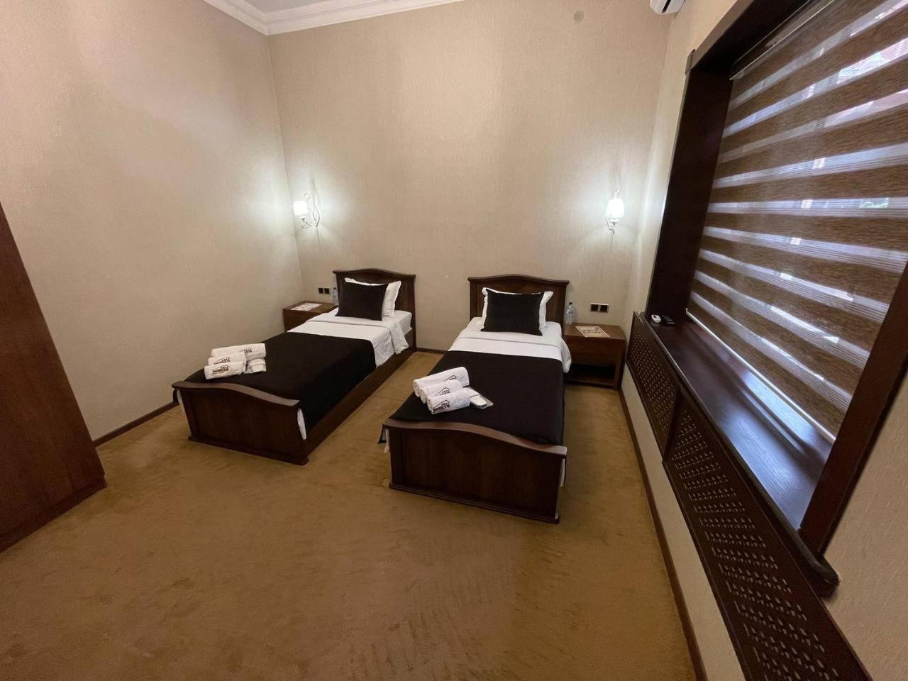 "S E A S O N S" Apartment Samarkand Luaran gambar