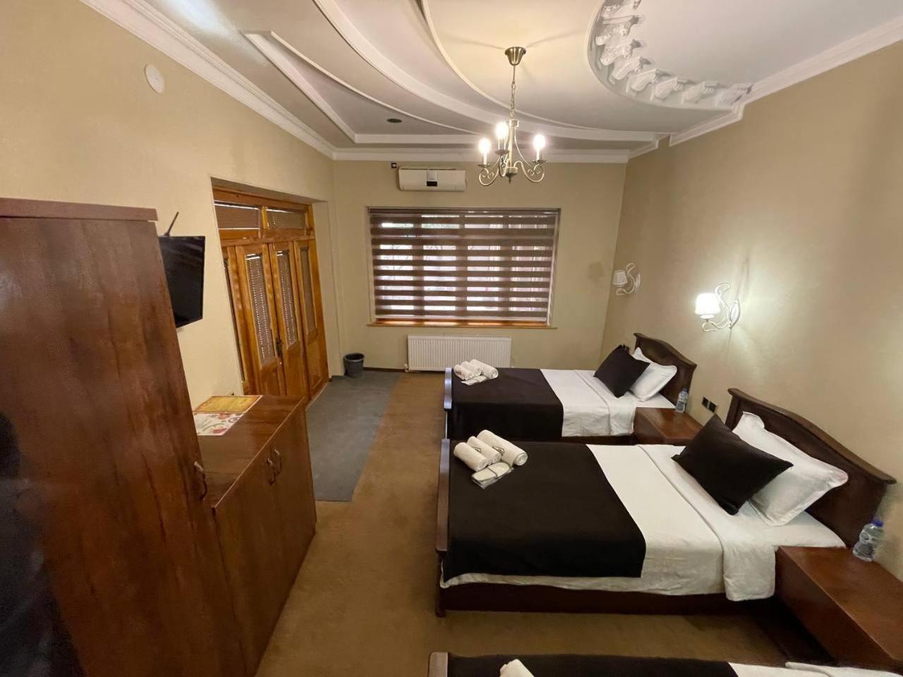 "S E A S O N S" Apartment Samarkand Luaran gambar