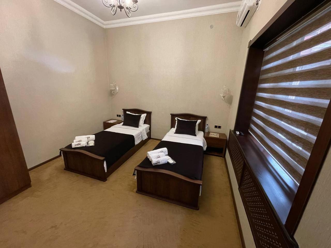 "S E A S O N S" Apartment Samarkand Luaran gambar