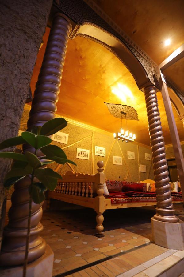 "S E A S O N S" Apartment Samarkand Luaran gambar