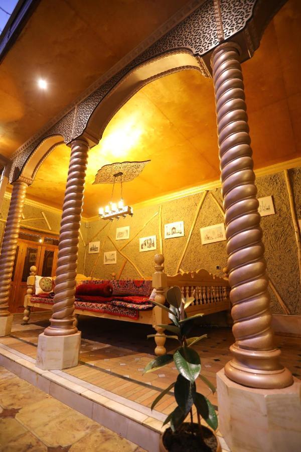 "S E A S O N S" Apartment Samarkand Luaran gambar